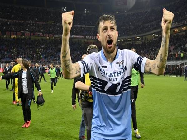 Tin bóng đá Italia 29-4: Serie A sắp trở lại, sao Lazio chỉ trích Thủ tướng Italia