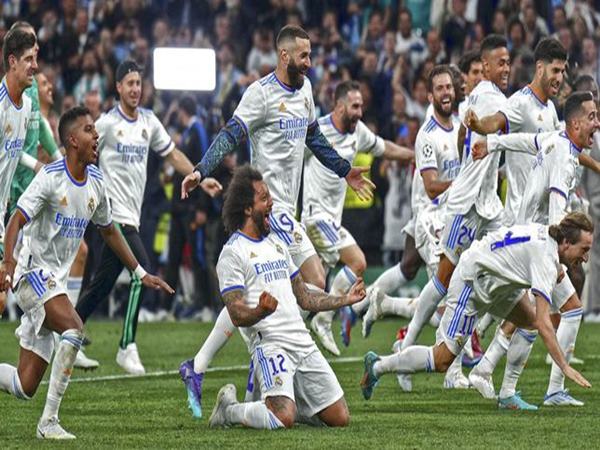 Tin Man City 21/4: Trận cầu điên rồ ở Champions League