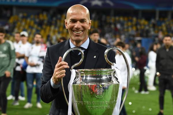 Huấn luyện viên Zidane