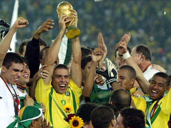 Ronaldo De Lima vô địch World Cup 2002