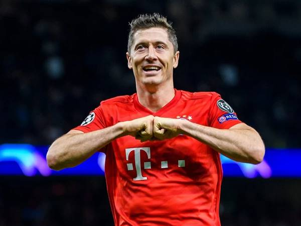 Tin bóng đá 30/7: Lewandowski sẵn sàng thách thức Real Madrid