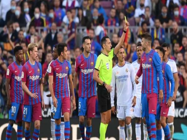 Tin bóng đá chiều 22/10: Chốt trọng tài trận El Clasico