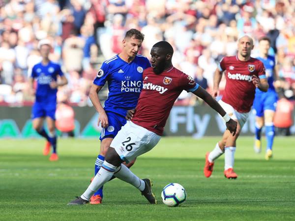 Tip bóng đá Leicester vs West Ham, 03h15 ngày 4/12: Nistelrooy có làm nên khác biệt