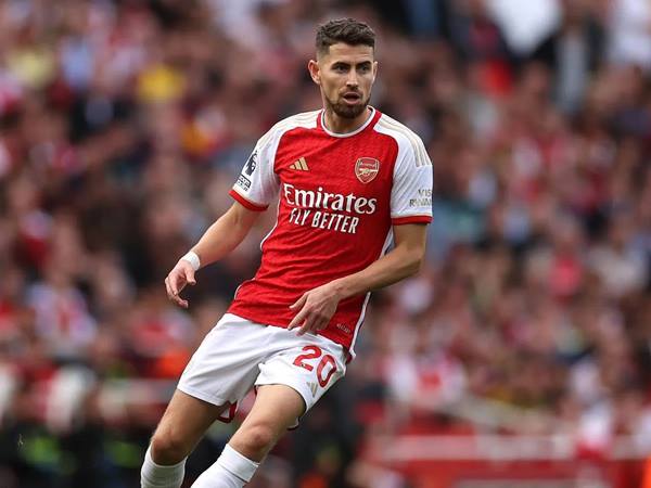 Tin Arsenal 4/2: Jorginho chia tay Arsenal để trở về Brazil