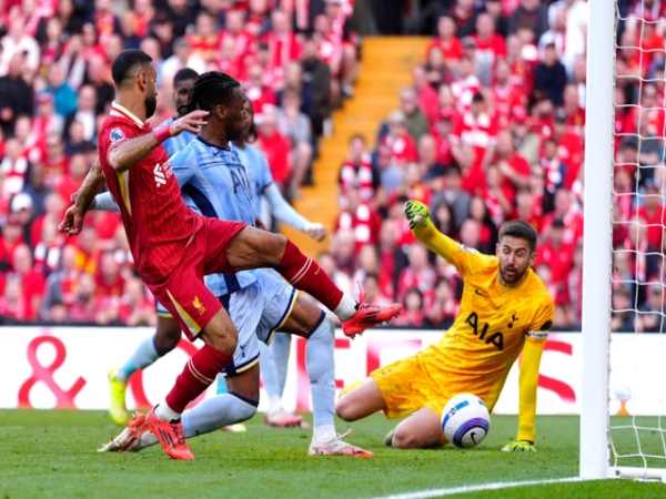 Tin bóng đá: Tottenham phản lưới nhà nhiều nhất NHA mùa này