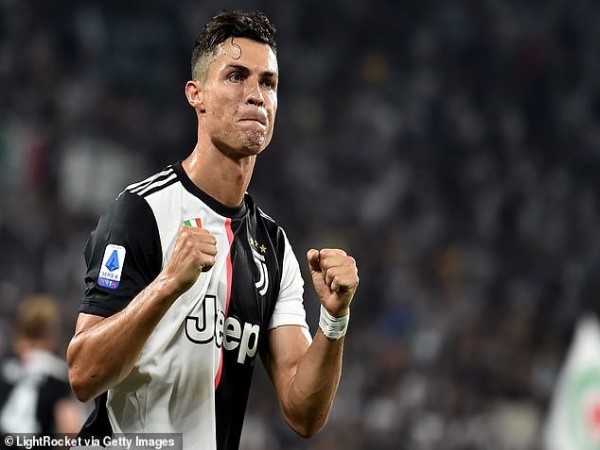 Lương Ronaldo tại Juventus: Con số sau bản hợp đồng lịch sử Lương Ronaldo tại Juventus: Con số sau bản hợp đồng lịch sử