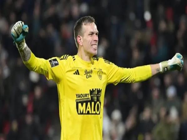 Tin CLB Aston Villa: Hoàn tất thương vụ thủ môn
