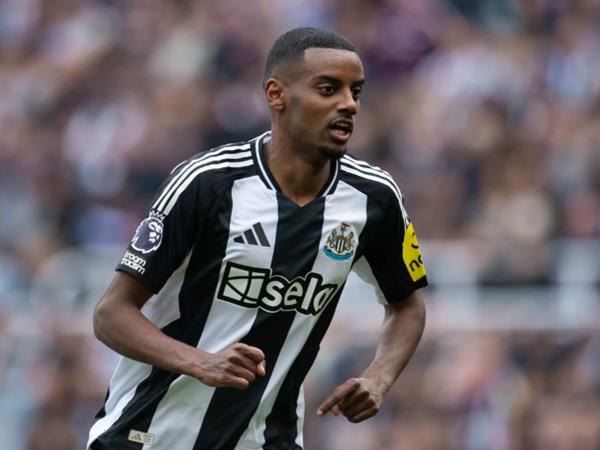 Tin CLB Newcastle United: Isak đột nhiên mất tích