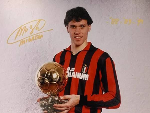 Bật mí những tiền đạo AC Milan huyền thoại trong lịch sử