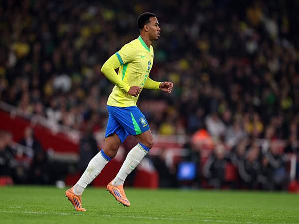 Tin Arsenal: Pháo thủ có nguy cơ mất Gabriel Magalhaes 1 tháng