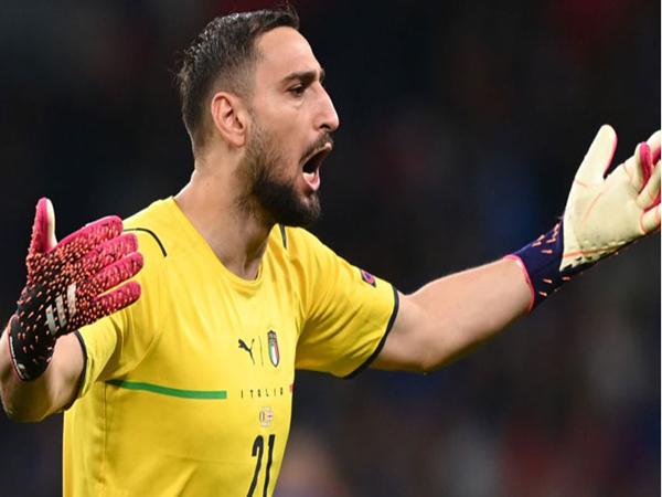 Tin Italia: Donnarumma chỉ trích đồng đội sau thất bại